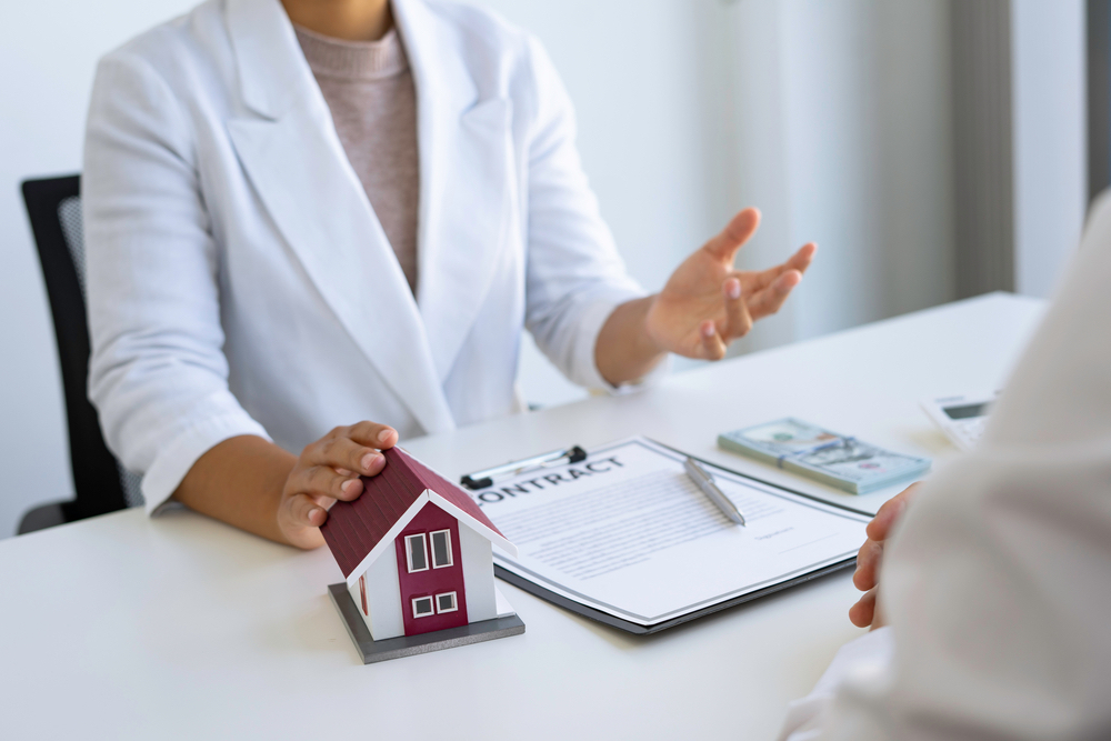 découvrez les meilleures offres d'assurance habitation à marseille. protégez votre logement et vos biens avec des solutions adaptées à vos besoins et votre budget. comparez les tarifs et bénéficiez d'une couverture optimale dans la cité phocéenne.