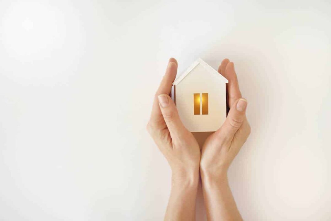 découvrez des astuces pratiques pour réduire le coût de votre assurance habitation tout en préservant une couverture optimale. comparez les offres, appliquez des réductions et sécurisez votre maison efficacement!