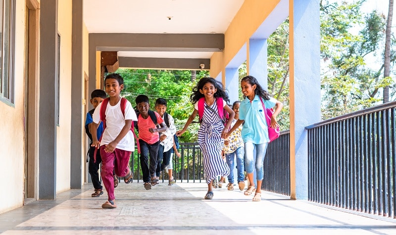 découvrez tout ce qu'il faut savoir sur l'assurance scolaire : protection de votre enfant à l'école, couverture des accidents et responsabilité civile, conseils pour bien choisir votre contrat et garanties adaptées à tous les besoins.