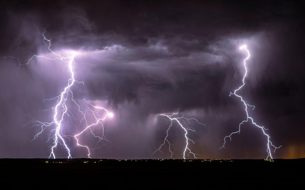 découvrez l'actualité et les conséquences des dernières inondations en france : causes, zones touchées, conseils de sécurité et mesures préventives pour faire face à ces événements climatiques extrêmes.