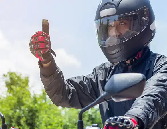 découvrez macif : l'assurance jeune maline qui vous offre protection et tarifs adaptés à votre budget, pour rouler en toute sérénité dès aujourd'hui.