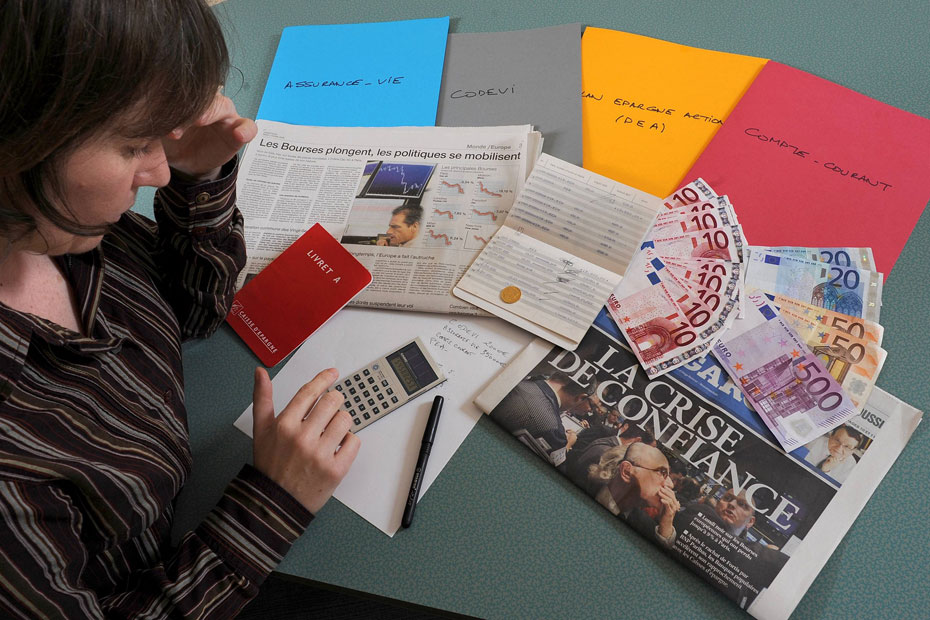 découvrez pourquoi les tarifs de l'assurance habitation augmentent et comment optimiser votre contrat pour réduire vos coûts.